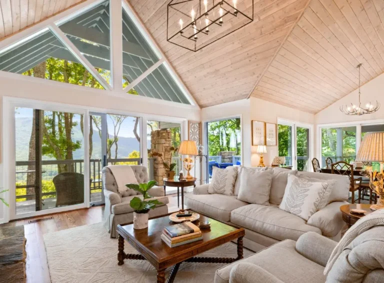 12 Cottage Living Room Ideas to Fall in Love With