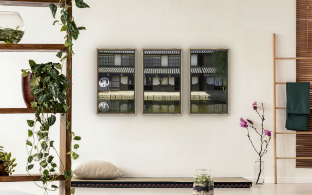 Interactive Digital Shelves