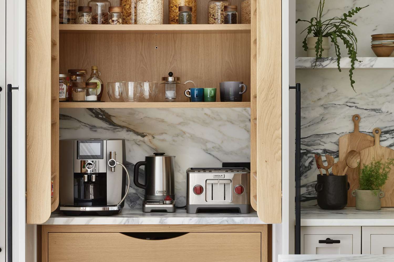 Stylish Coffee Bar Ideas to Perk Up Your Space