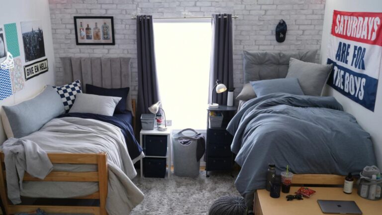 Supercool Dorm Room Ideas for Boys