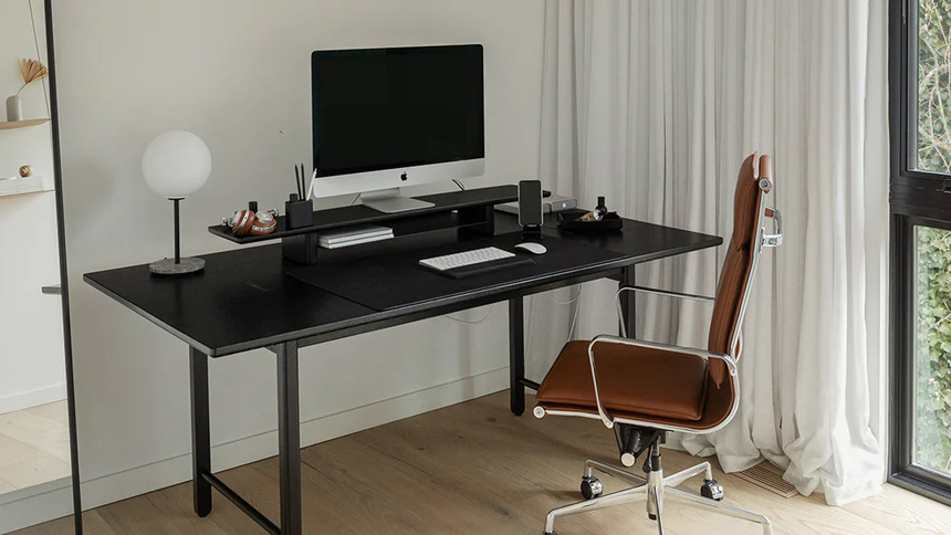 Minimalist Desk Setup