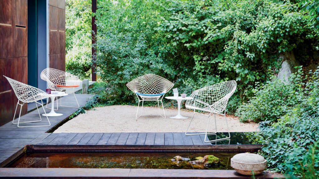 Bertoia Diamond Chair